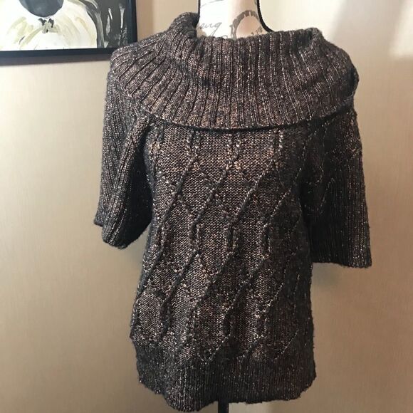 Jones New York Sweaters - Jones New York size small sweater top black/ gold
